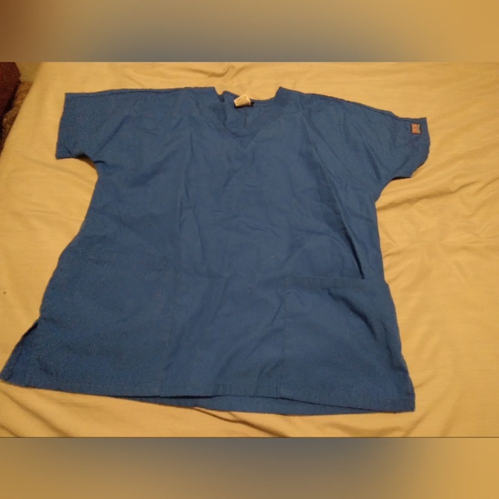Scrub top
